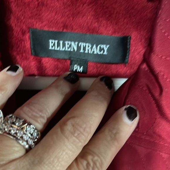 Ellen Tracy Red Rosette Quilted Jacket Full Zip w/Hood Fleece lined Petite Med - Picture 4 of 12